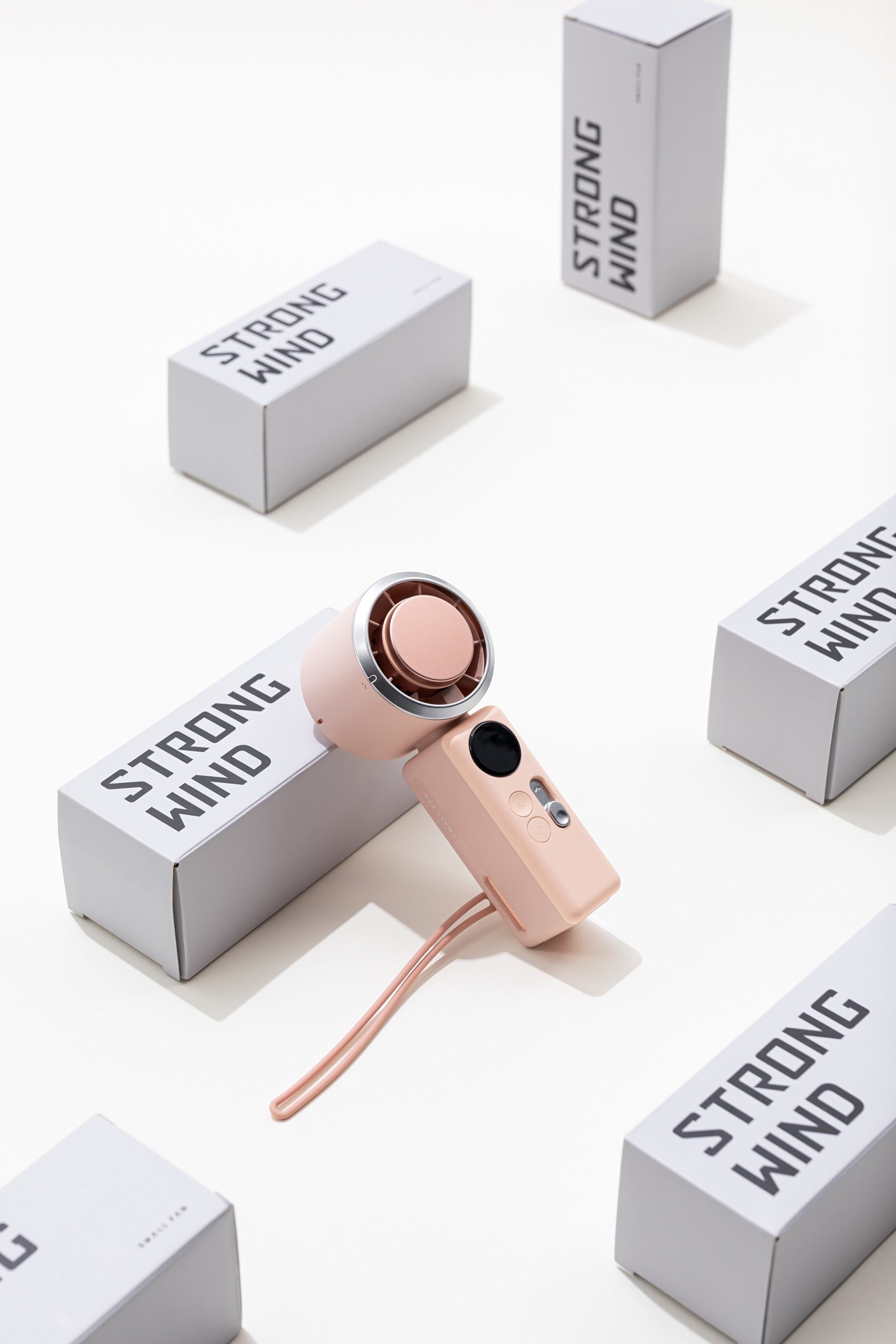 2026 F611 New Published Ice Compress Handheld Fan with Round LED Digital Display and Lanyard Multi-function Potable and Practical Fan - Image 5