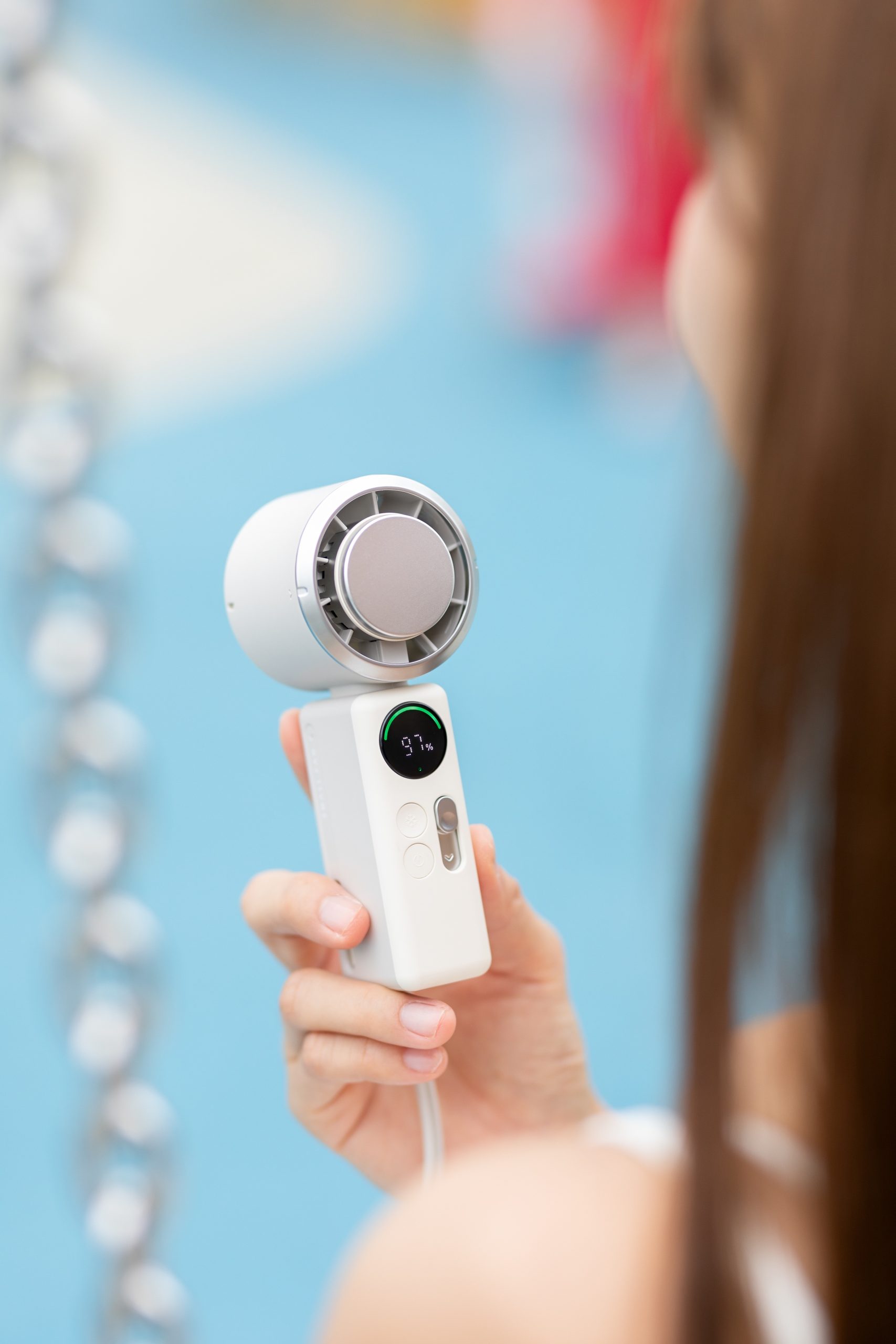 2026 F611 New Published Ice Compress Handheld Fan with Round LED Digital Display and Lanyard Multi-function Potable and Practical Fan - Image 7