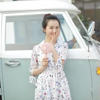 F812 Handheld and Desktop Dual-usable Fan Stylish Potable and Lightweight Fan Low-noise Operating 120 Degree Oscillating Desktop Fan - Image 5