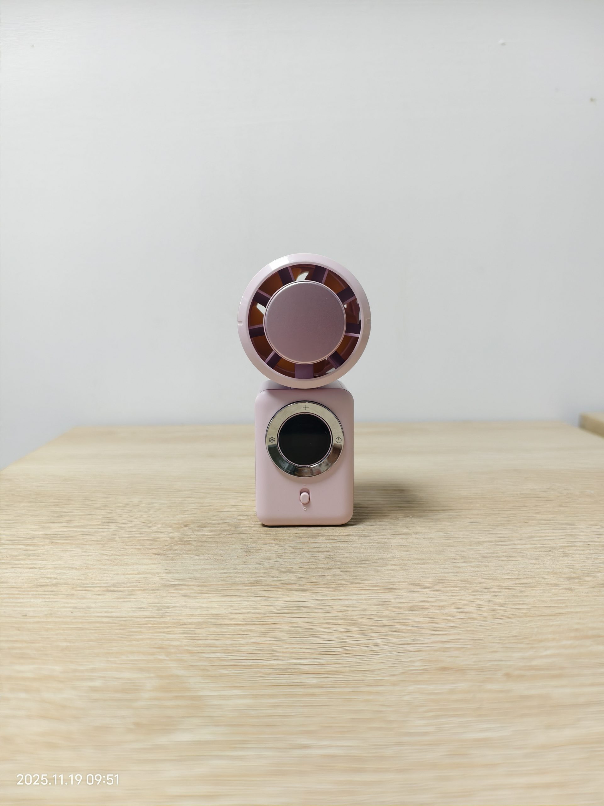 2026 F616 Latest Foldable Handheld Cold Compress Fan Hangable Portable Fan Handheld Desktop and Hangable Multi-scenario Usable Fan - Image 5