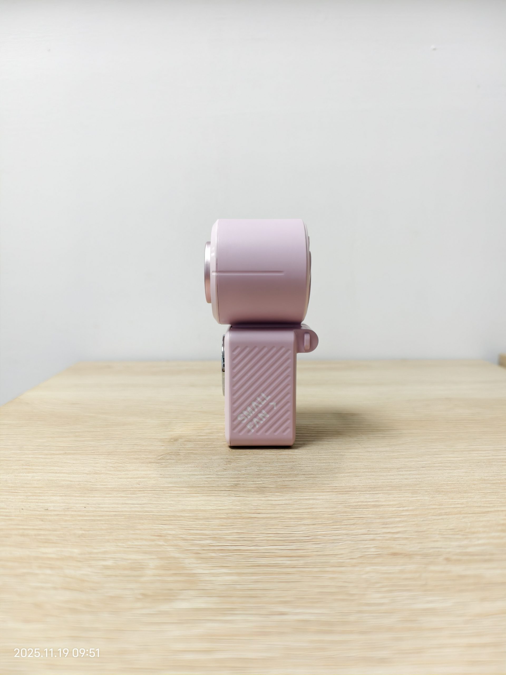 2026 F616 Latest Foldable Handheld Cold Compress Fan Hangable Portable Fan Handheld Desktop and Hangable Multi-scenario Usable Fan - Image 6