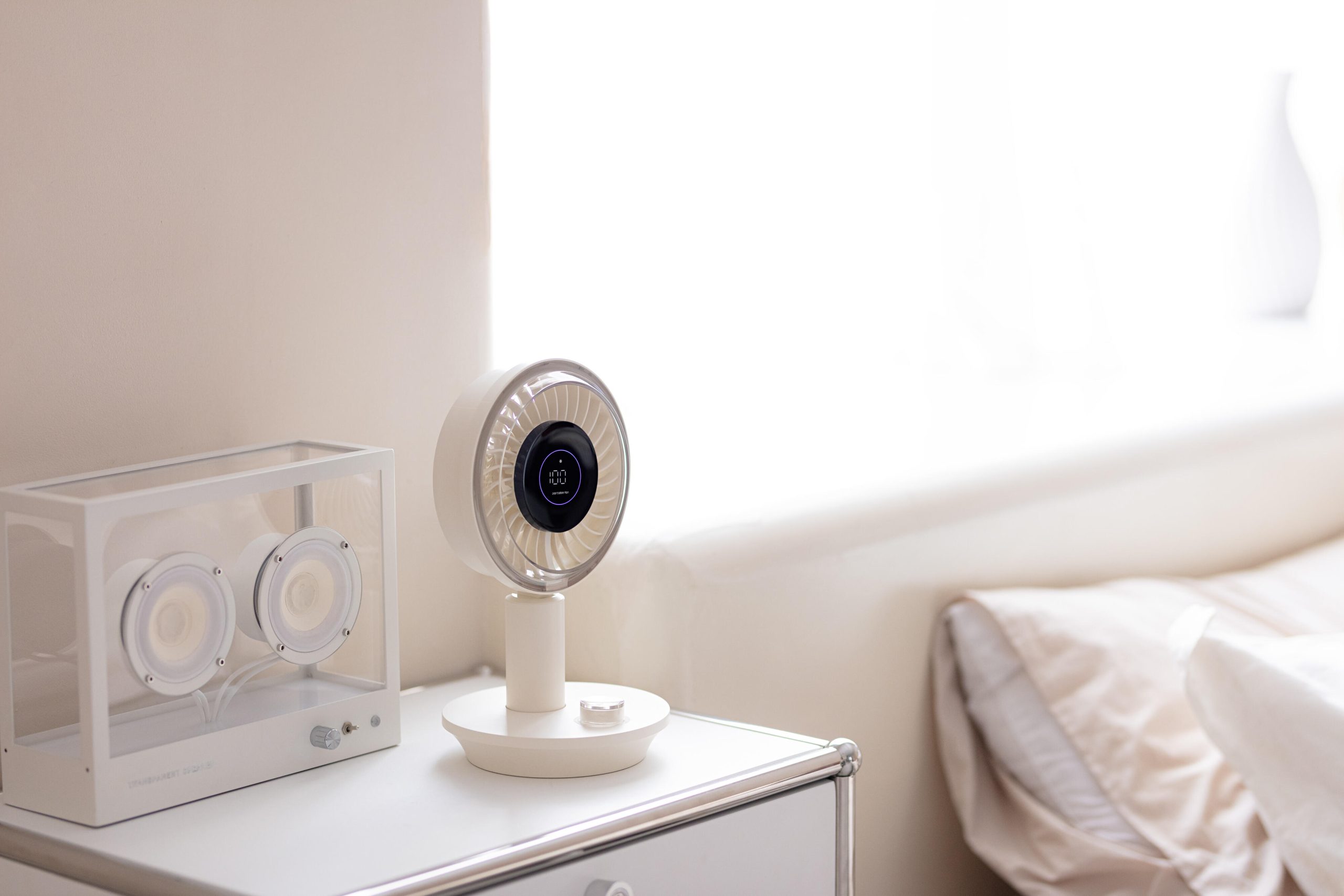 F614 New Developed Powerful Wind Fan with LED Digital Display Oscillating Low-noise Operation Stepless Speed Regulation Desktop Fan - Image 2