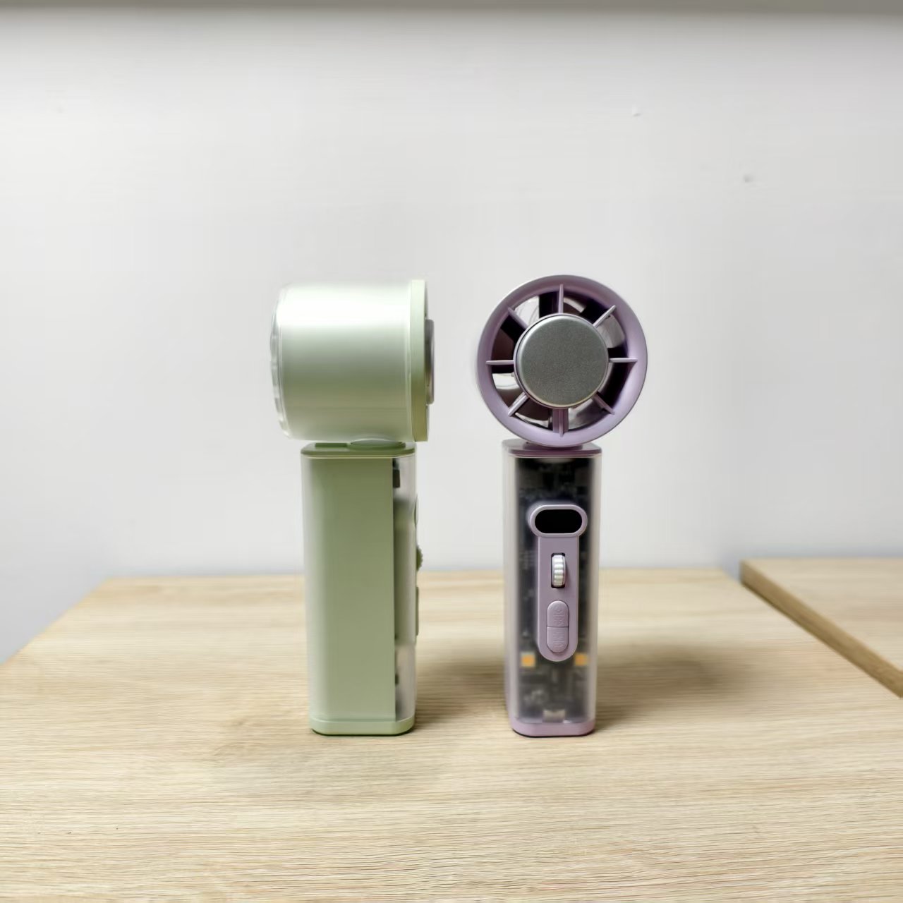 K75 Innovative and Unique Multi-function Handheld Fan Oscillating High-speed Fan with Light and Digital Display Cooling Function Fan - Image 18